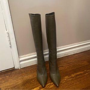 Steve Madden Handles boots